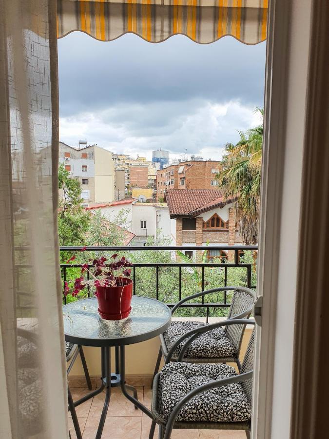 Vila Kodra Tirana Bagian luar foto