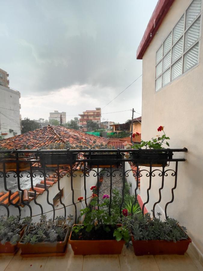 Vila Kodra Tirana Bagian luar foto